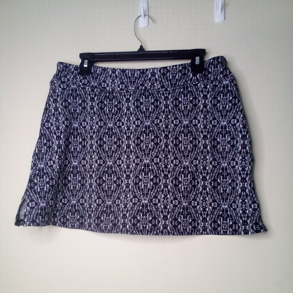 Tranquility Skort Women L Skirt With Shorts Golf Tennis Active Athletic Pattern